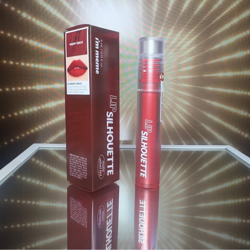 I'm Meme Beauty ~ Lip Silhouette Matte Velvet Lip Tint ~ Shade 06 Preppy Brick
